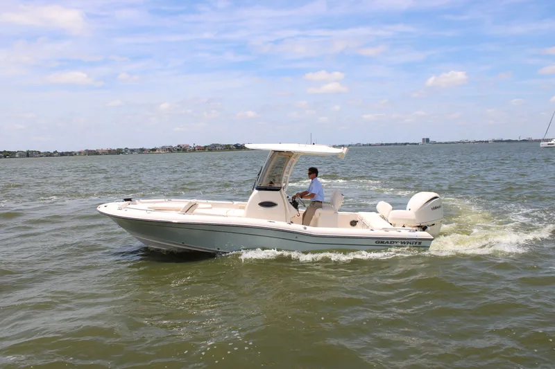 Slide: The Image of Grady-White 251 Coastal Explorer 2026 - 22