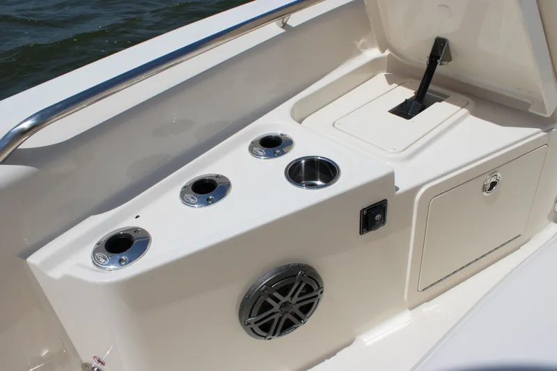 Slide: The Image of Grady-White 251 Coastal Explorer 2026 - 34
