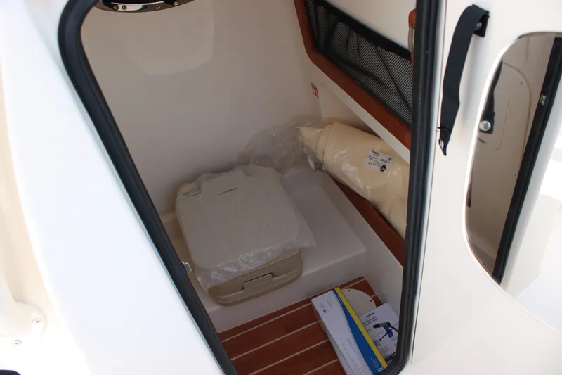 Slide: The Image of Grady-White 251 Coastal Explorer 2026 - 61