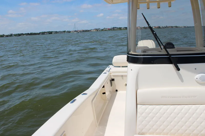 Slide: The Image of Grady-White 251 Coastal Explorer 2026 - 65