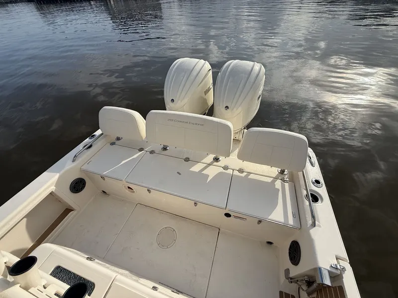 Slide: The Image of Grady-White 281 Coastal Explorer 2026 - 61