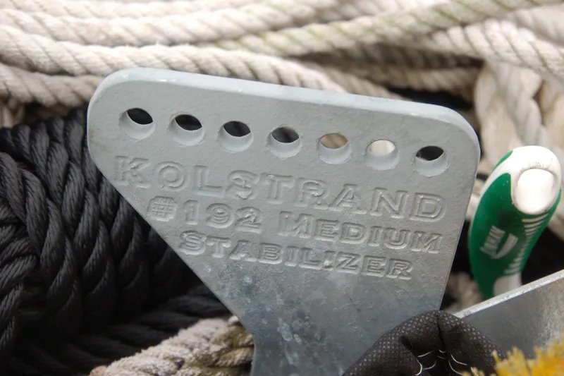 Slide: The Image of Kolstrand #192 Medium Stabilizer with ropes, Custom Sprague 2006 model. - 166