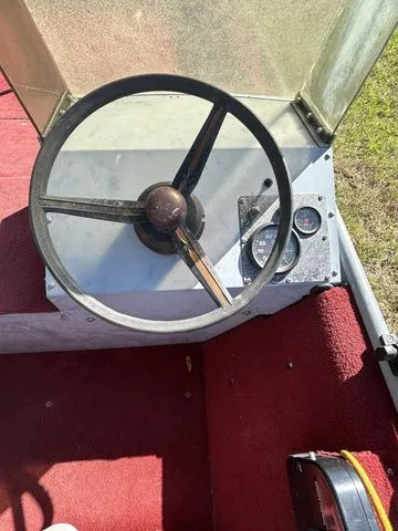 Slide: The Image of Sea Nymph 1600 SC 1985 - 7