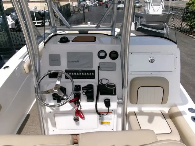 Slide: The Image of Sea Fox 249 Avenger 2018 - 17