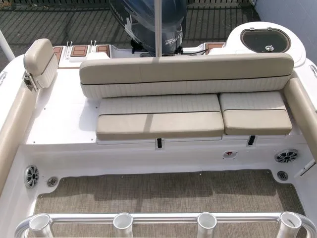 Slide: The Image of Sea Fox 249 Avenger 2018 - 26