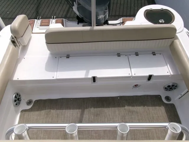 Slide: The Image of Sea Fox 249 Avenger 2018 - 27