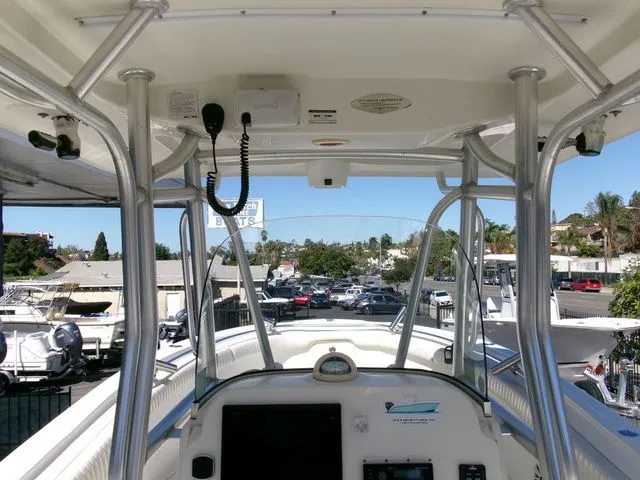 Slide: The Image of Hydra-Sports 2500 CC Vector 2009 - 16