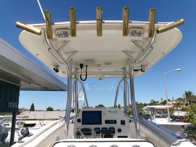 Slide: The Image of Hydra-Sports 2500 CC Vector 2009 - 17