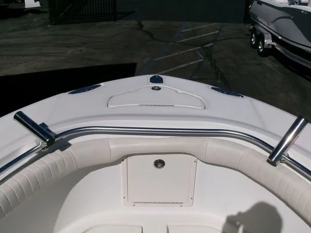 Slide: The Image of Hydra-Sports 2500 CC Vector 2009 - 5