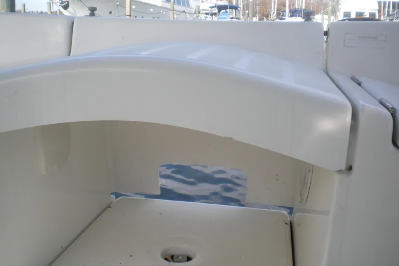 Slide: The Image of Cockpit seating area of a 1997 Beneteau Oceanis 321 sailboat. - 17
