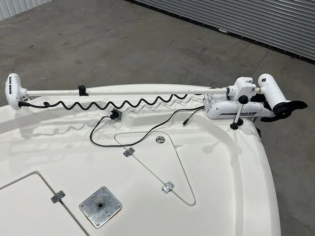 Slide: The Image of NauticStar 2200 Sport 2013 - 13