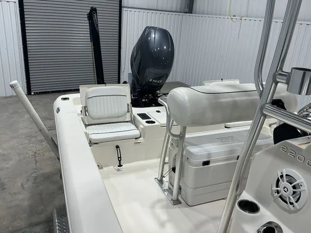 Slide: The Image of NauticStar 2200 Sport 2013 - 3