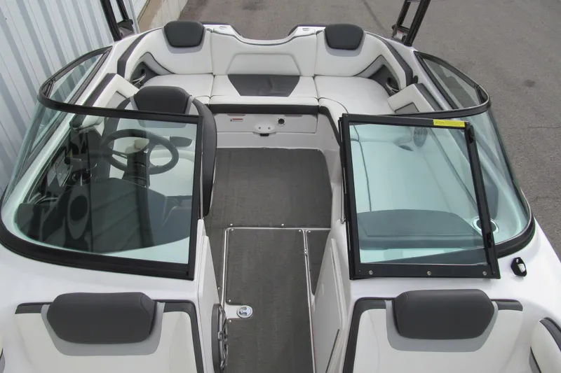 Slide: The Image of 2016 Yamaha Boats AR192 interior with seating and steering wheel. - 12