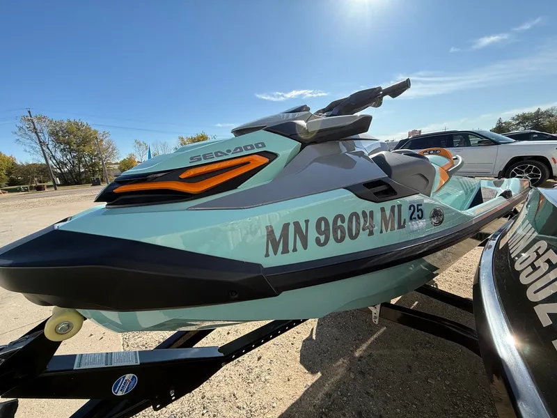 Slide: The Image of Sea-Doo Wake Pro 230 2023 - 2