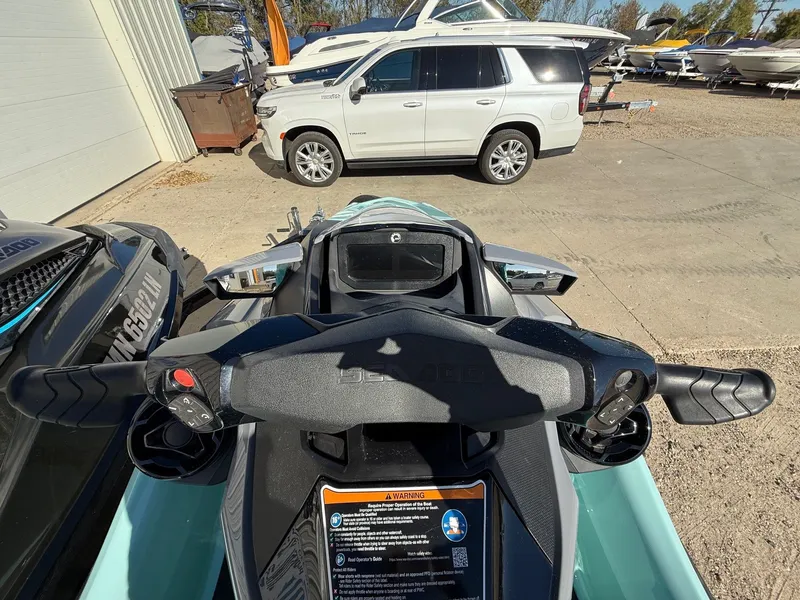 Slide: The Image of Sea-Doo Wake Pro 230 2023 - 9