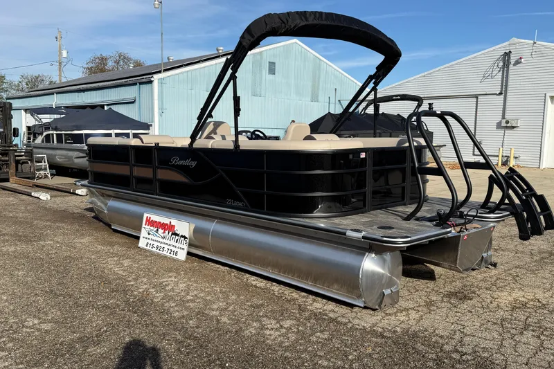 Slide: The Image of 2026 Bentley Pontoons Legacy 223 Navigator at Hennepin Marine dealership. - 7