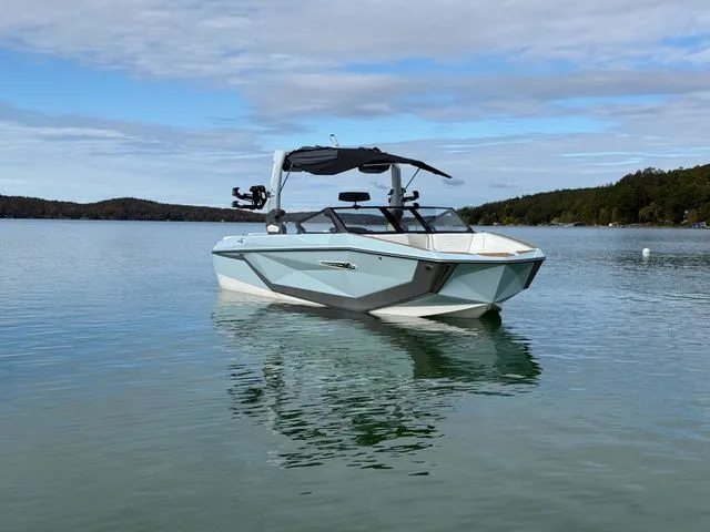 Slide: The Image of Nautique G25 2026 - 2