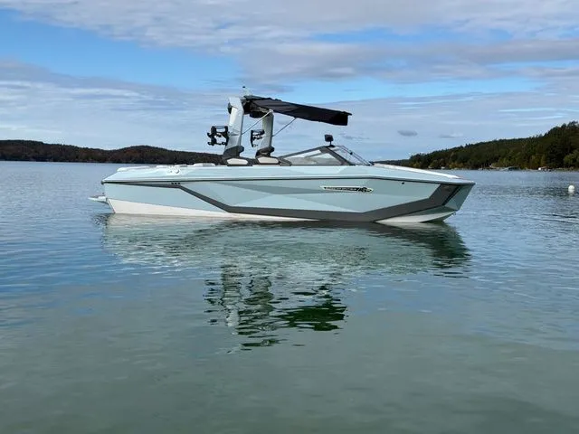 Slide: The Image of Nautique G25 2026 - 3