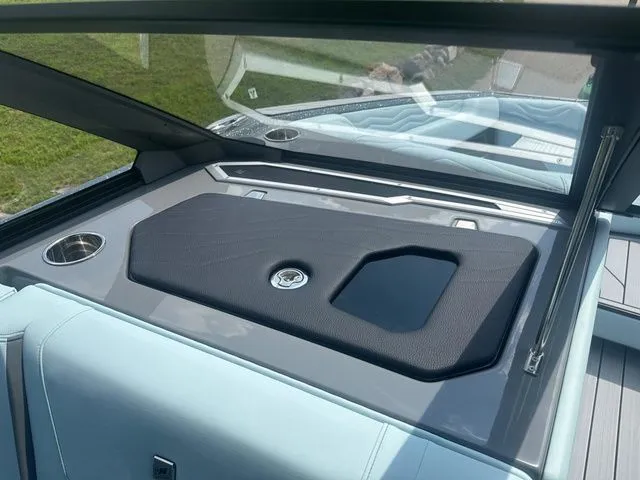 Slide: The Image of Nautique G23 2026 - 24