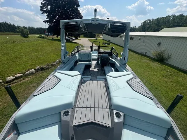 Slide: The Image of Nautique G23 2026 - 9