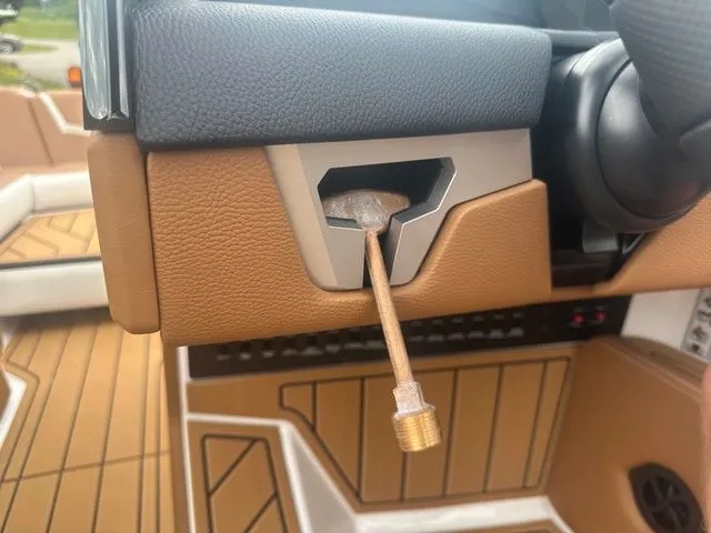 Slide: The Image of Nautique G23 2025 - 28