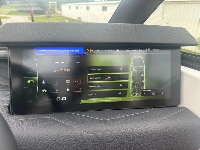 Slide: The Image of Nautique G23 2025 - 32