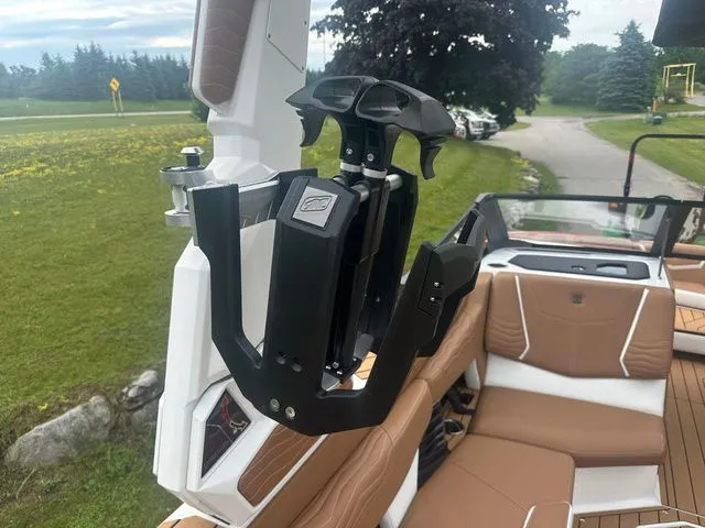 Slide: The Image of Nautique G23 2025 - 42