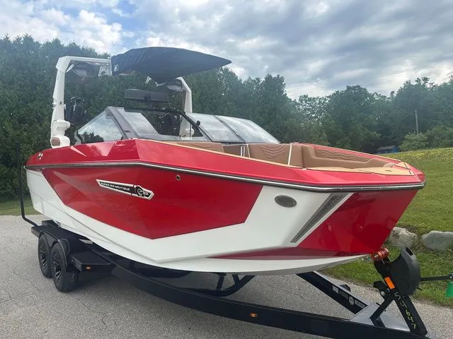 Slide: The Image of Nautique G23 2025 - 8