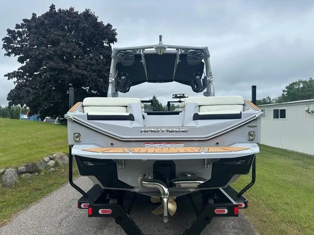 Slide: The Image of Nautique G23 2025 - 6