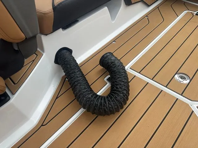 Slide: The Image of Nautique G23 2025 - 27