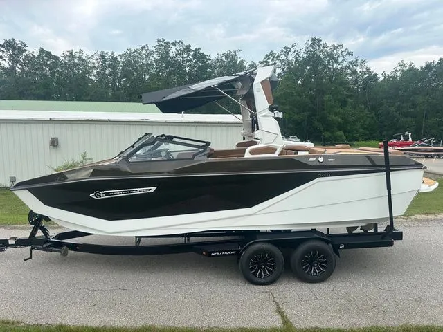 Slide: The Image of Nautique G23 2025 - 3