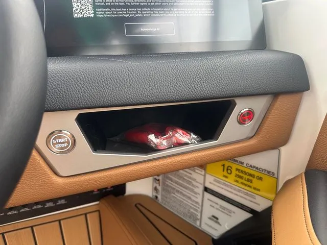 Slide: The Image of Nautique G23 2025 - 30