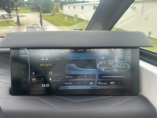 Slide: The Image of Nautique G23 2025 - 32