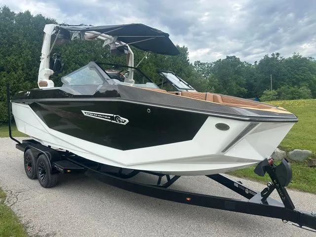 Slide: The Image of Nautique G23 2025 - 8