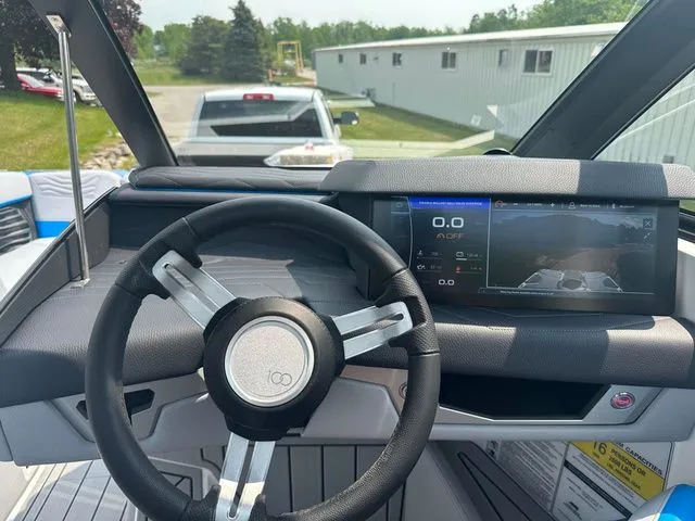 Slide: The Image of Nautique G23 2025 - 17