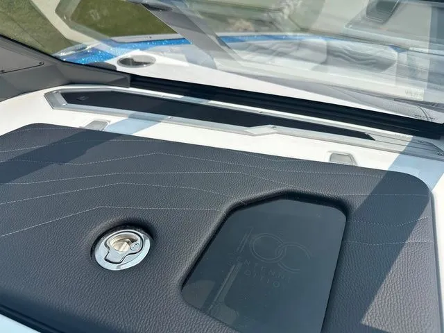 Slide: The Image of Nautique G23 2025 - 32