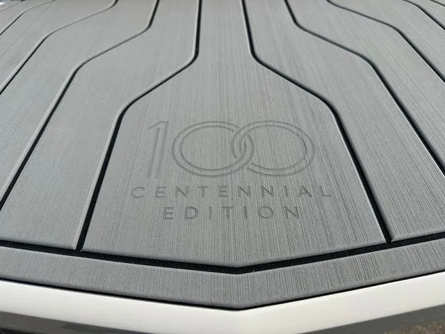 Slide: The Image of Nautique G23 2025 - 33