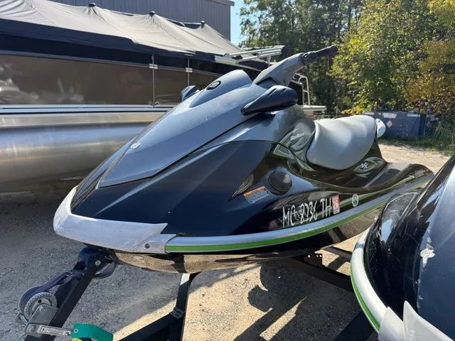 Slide: The Image of Yamaha WAVERUNNER VX DELUXE PACKAGE 2011 - 4