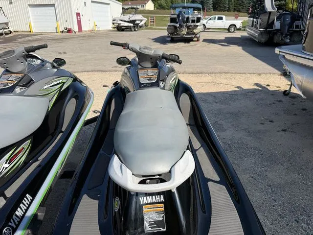 Slide: The Image of Yamaha WAVERUNNER VX DELUXE PACKAGE 2011 - 8