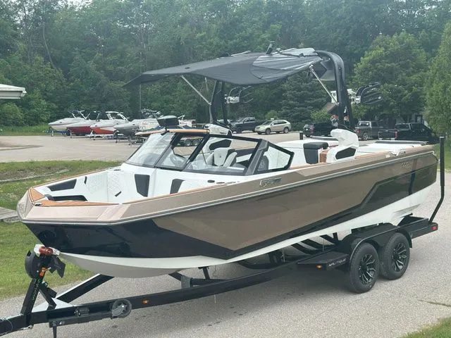 Slide: The Image of Nautique Super Air Nautique GS22 2025 - 26