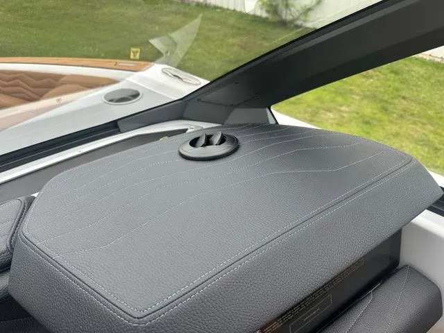 Slide: The Image of Nautique G23 2025 - 28