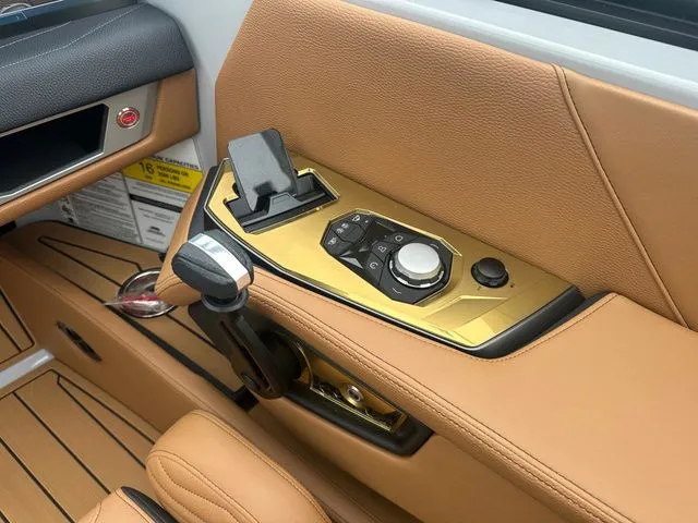 Slide: The Image of Nautique G23 2025 - 29