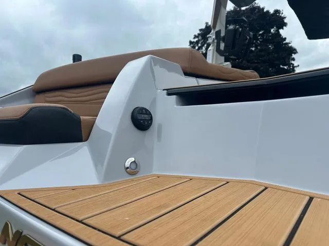 Slide: The Image of Nautique G23 2025 - 41