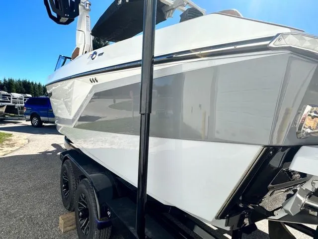 Slide: The Image of Nautique G23 2025 - 47