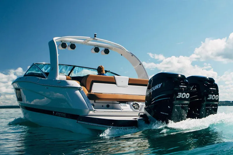 Slide: The Image of Manufacturer Provided Image: 2019 Four Winns Horizon H290 OB boat with twin Mercury 300 outboard engines on water. - 28