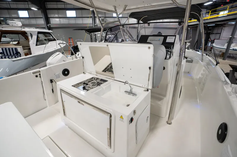 Slide: The Image of 2025 Beneteau Flyer 9 SPACEdeck interior with modern amenities and sleek design. - 8