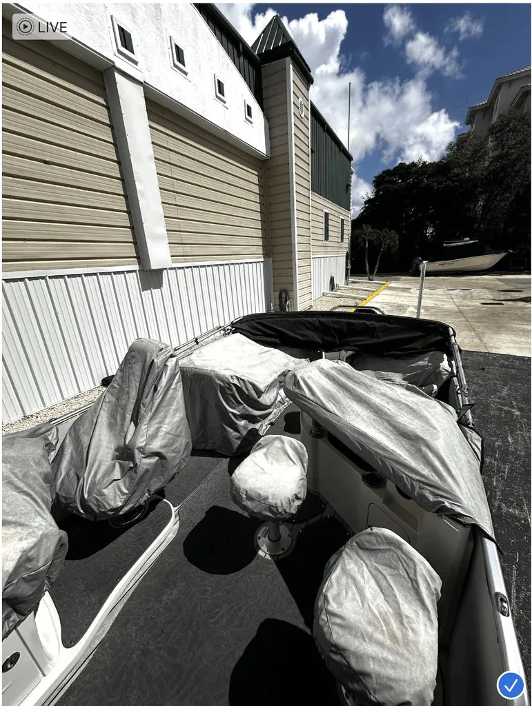 Slide: The Image of Avalon 2585 Entertainer 2014 - 10