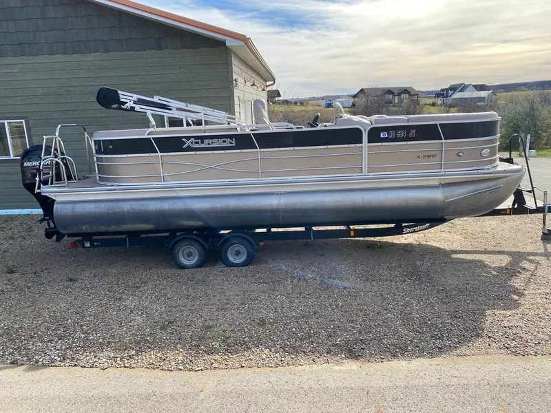 Slide: The Image of Xcursion X-23RF 2013 - 1