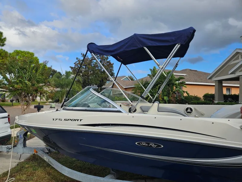 Slide: The Image of Sea Ray 175 Sport 2008 - 1