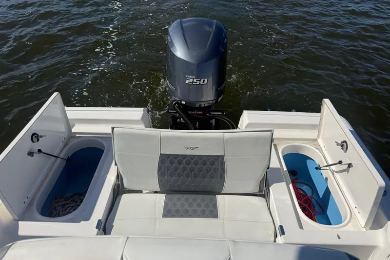 Slide: The Image of 2020 Tidewater 2300 Carolina Bay boat with Yamaha 250 engine on water. - 18